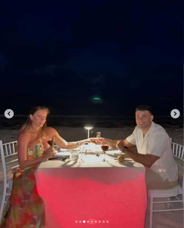  El sábado por la noche, Said Palao preparó una cena romántica desde las playas de Punta Cana. Foto: Instagram.   