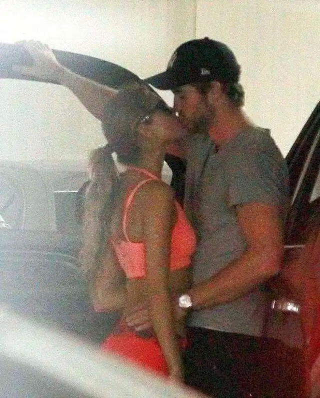 Liam Hemsworth se captado besando a la actriz mexicana Eiza González.