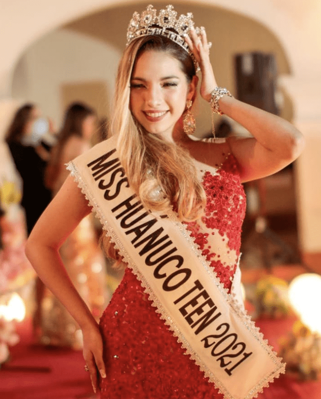 Alondra Huarac debutó como modelo en las pasarelas del Fashion Perú 360,  en un evento benéfico. Foto: Alondra Huarac/Instagram