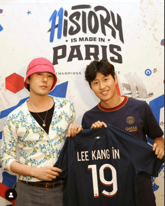  G-Dragon junto al futbolista Lee Kang In. Foto: PGG Oficial 