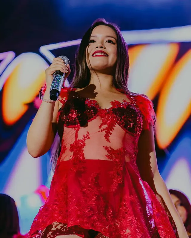  Kiara Lozano responde a haters por su estado de ánimo en conciertos. Foto: Facebook/Corazón Serrano 