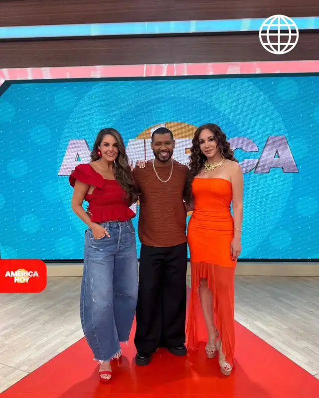 Recaba Escribens, Edson Dávila y Janet Barboza en 'América hoy'    