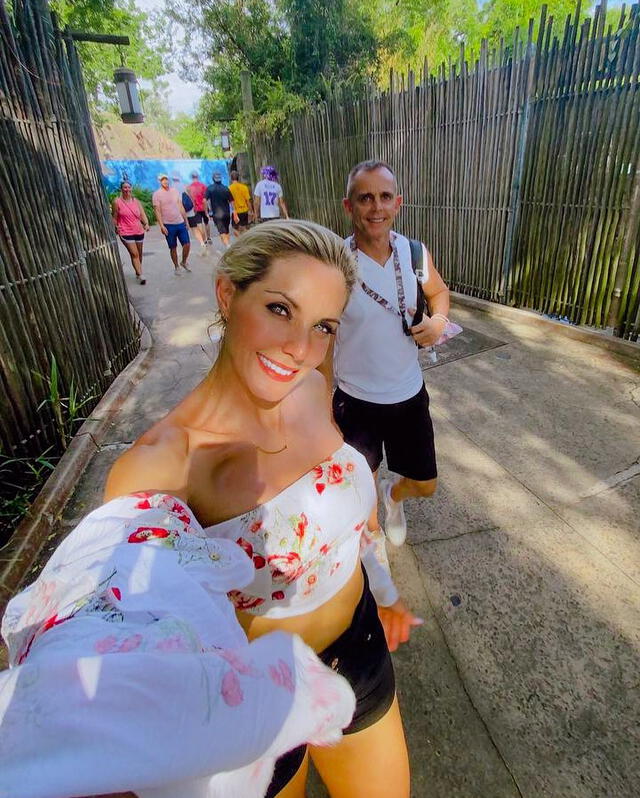  Julinho y Brenda Carvalho se han convertido en una de las parejas más estables del país. Foto: Instagram/Brenda Carvalho   