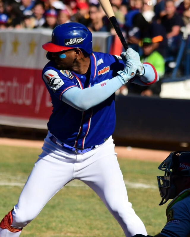 Tiburones de La Guaira vs Tigres de Aragua EN VIVO Tiburones de La Guaira vs Tigres de Aragua EN VIVO