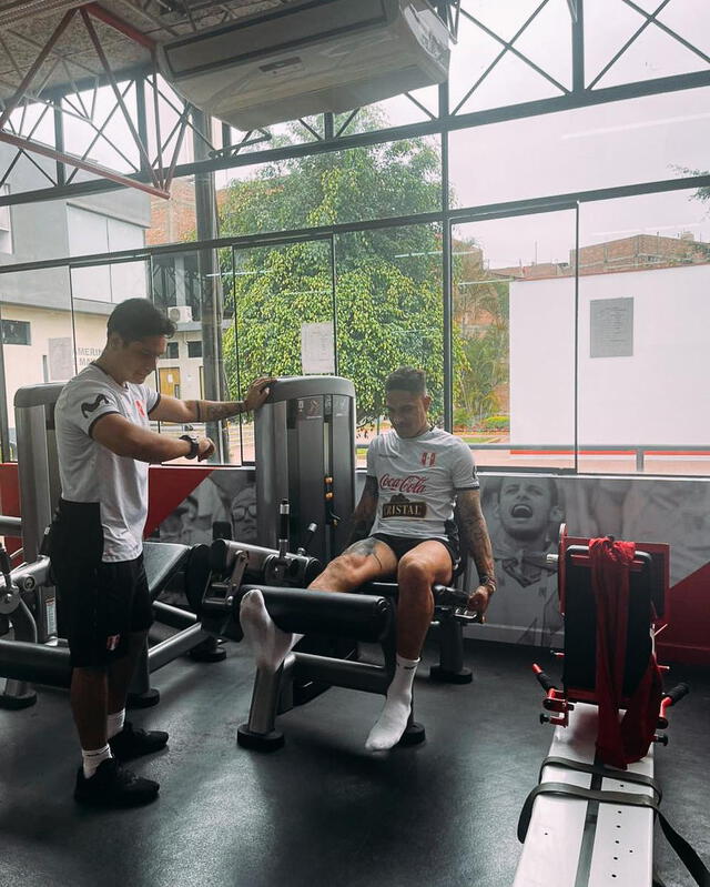 Paolo Guerrero entrena en la Videna. Foto: Instagram