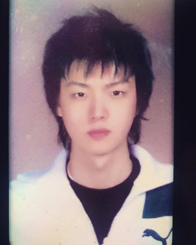 Ahn Jae Hyun publicó esta fotografía de cuando era un estudiante de 20 años. Instagram, 2 de febrero 2020.