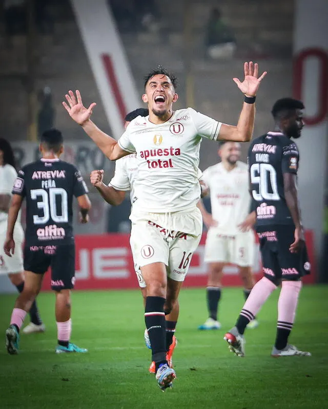  Martín Pérez Guedes tiene 9 goles en la temporada con Universiatrio. Foto: Universitario/X   