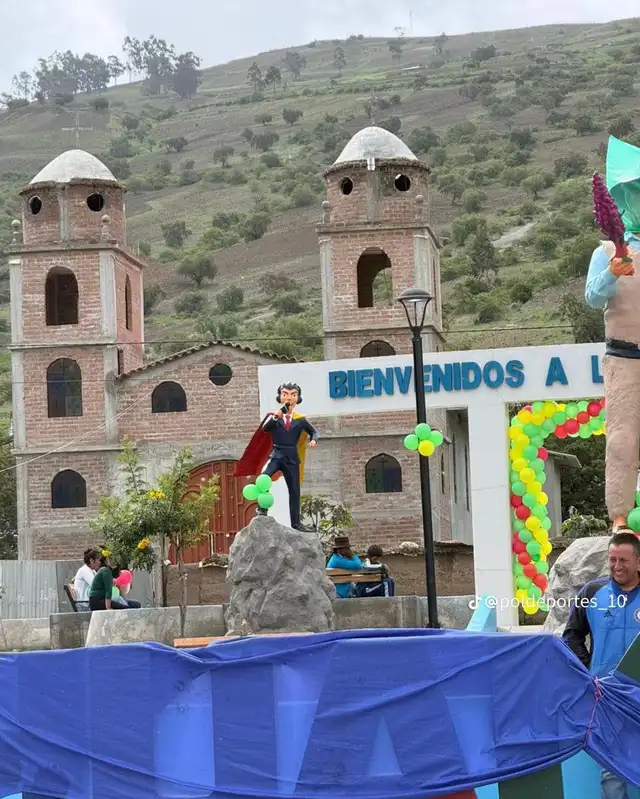 Monumento de Pol Deportes en Huampica. Foto: TikTok. Monumento de Pol Deportes en Huampica. Foto: TikTok.