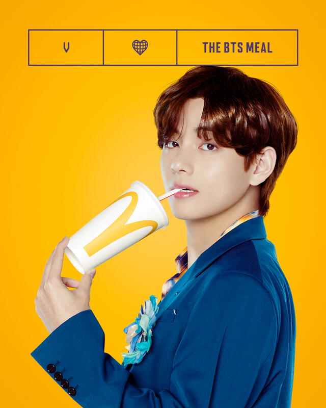 Taehyung, foto promocional del BTS Meal de McDonald's.