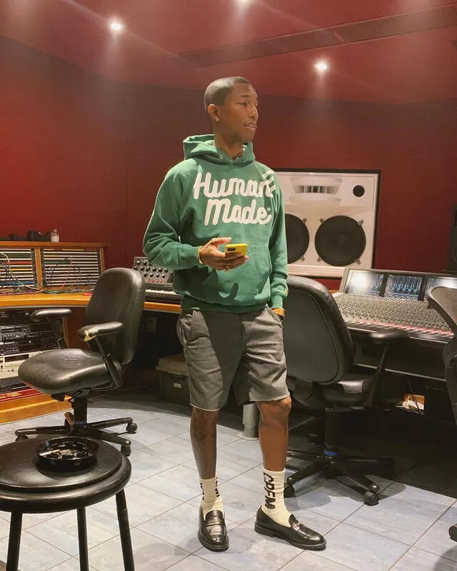 Pharrell Williams es uno de los productores musicales más aclamados en el mundo. Ha recibido, entre otros galardones, 13 premios Grammy. (Foto: Instagram)