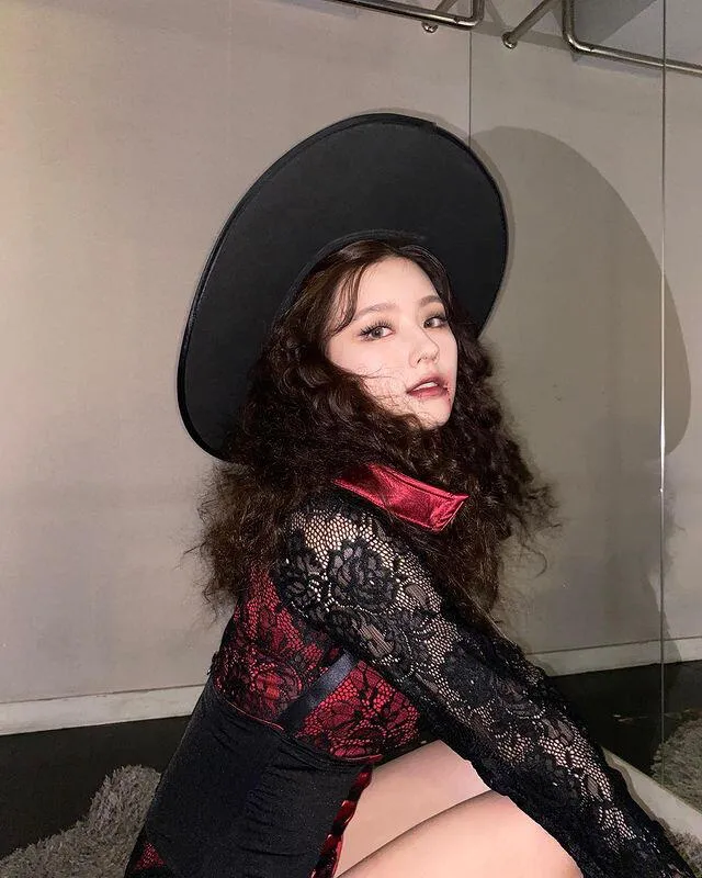 Disfraz de Halloween Kpop (G)I-DLE Miyeon