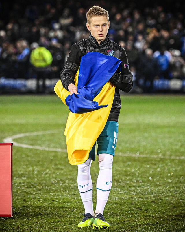Oleksandr Zinchenko juega en Manchester City desde el 2017. Foto: FA Cup