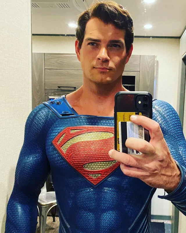 Brad Abramenko fue el doble de Henry Cavill como Superman en el final de temporada de Peacemaker. Foto: Instagram/@bradabramenko