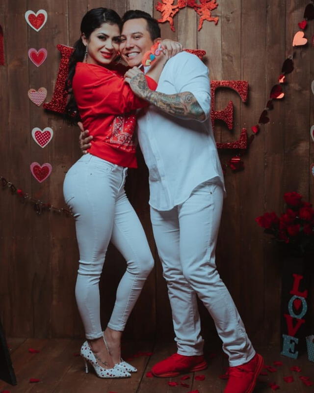 Edwin Luna y Kimberly Flores