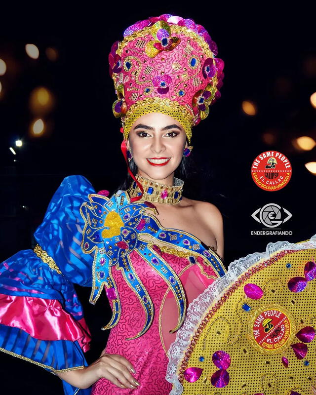 Vestido variopinto que suelen usar las madamas durante el Carnaval de El Callao. Foto: Ender García