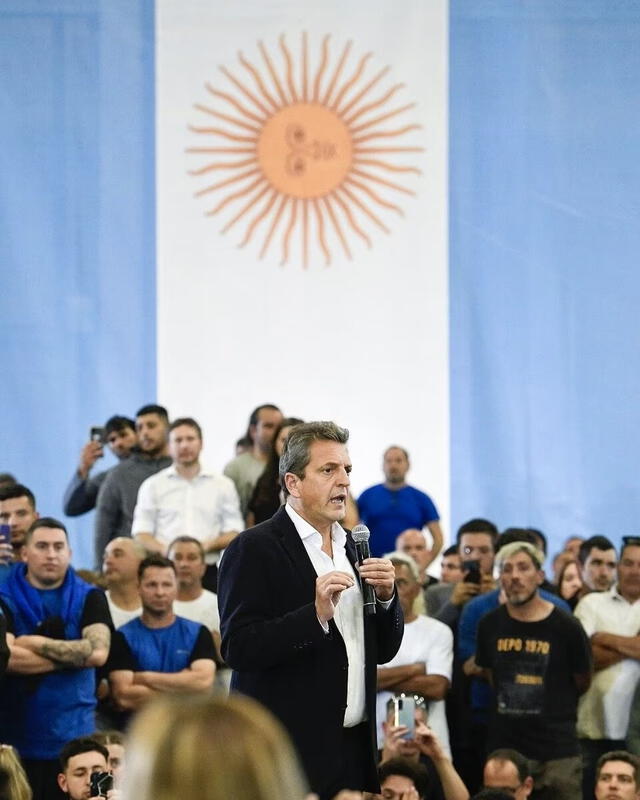  “Abrazo a todo el pueblo argentino que hoy se expresó en las urnas”, dijo el presidente Alberto Fernández tras conocer los resultados. Foto: @alferdez/Twitter    