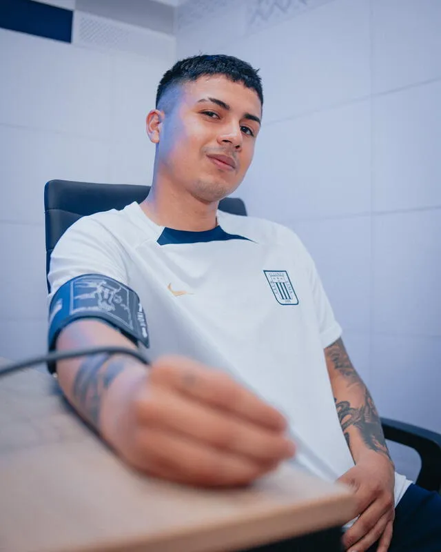 Jairo Concha durante las pruebas médicas con Alianza Lima. Foto: X/Alianza Lima.    