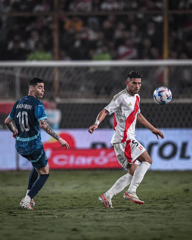 Carlos Zambrano fue titular ante Paraguay. Foto: La Bicolor   