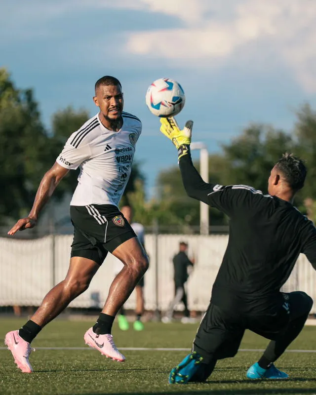 La Vinotinto se alista para su debut. Foto: la Vinotinto   