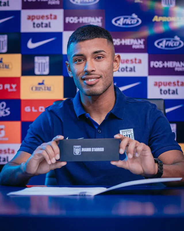  Jhamir D'Arrigo jugó en Academia Cantolao y Melgar antes de llegar a Alianza Lima. Foto: Alianza Lima/X   