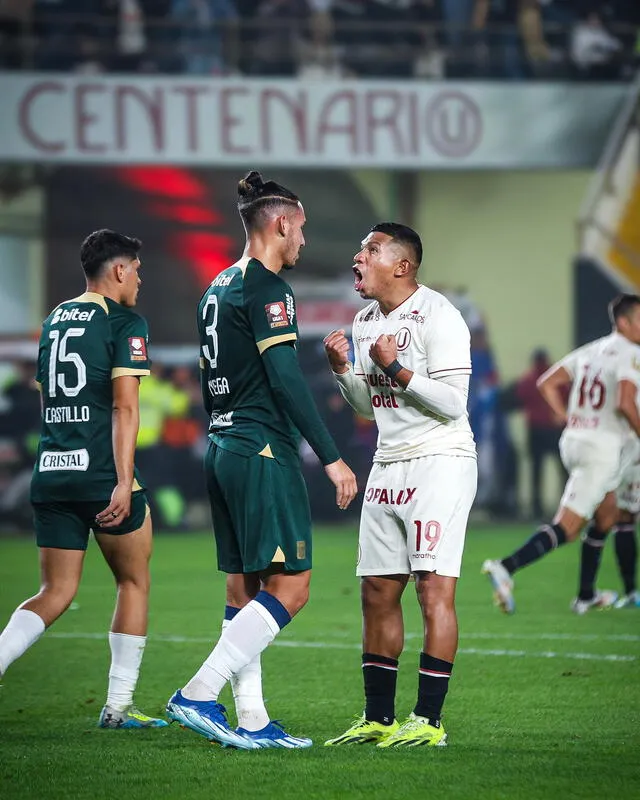 Edison Flores se disculpó por haberle gritado a Erick Noriega en la cara. Foto: Diego Nuñez   