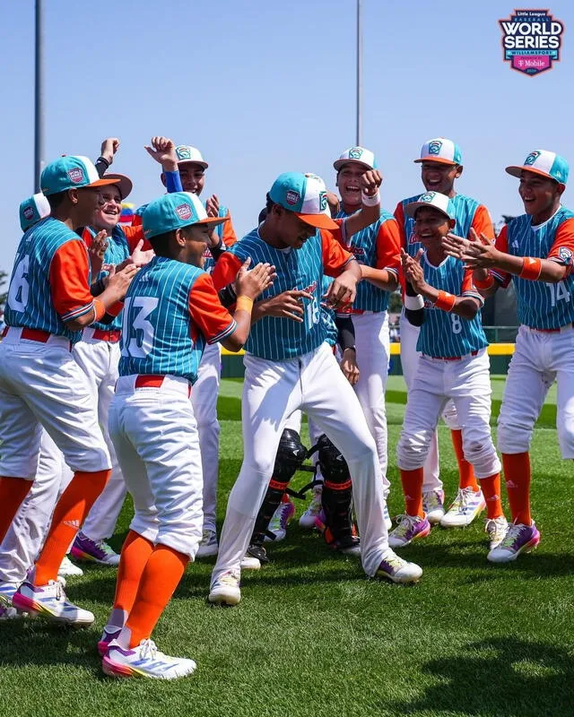 Todo fue alegría para Venezuela durante su primer juego. Foto: LLWS   