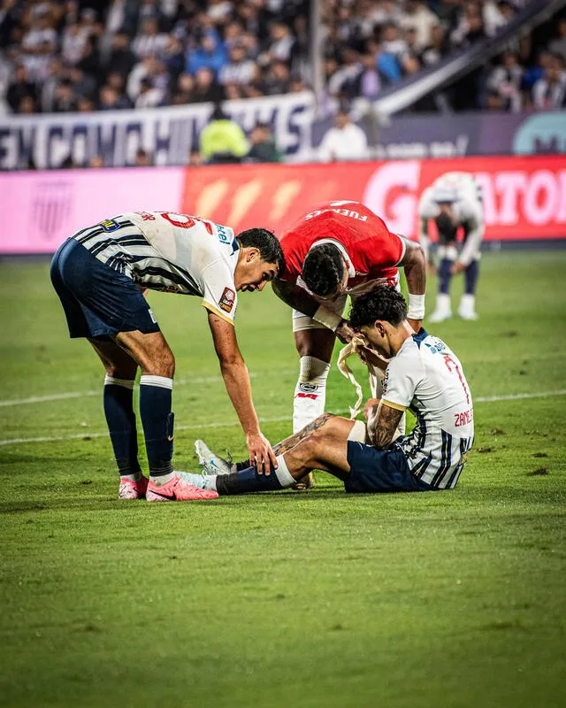  Franco Zanelatto salió lesionado en el primer tiempo ante Cienciano. Foto: Enzo Florez/La República   