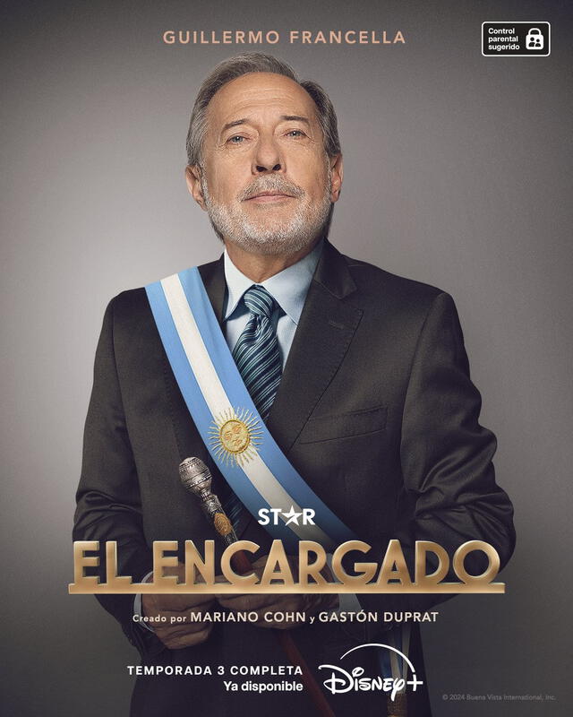  El final de la temporada 3 de ‘El encargado’ llegó acompañada de una imagen de Eliseo con la banda presidencial. Foto: Disney+    