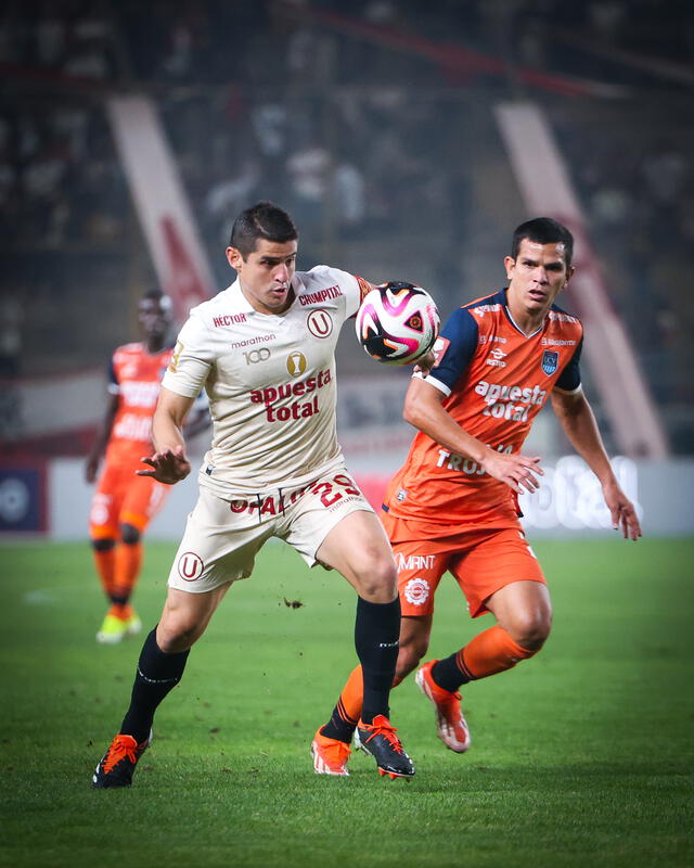  Alldo Corzo regresó en el Universitario vs. César Vallejo tras su sanción de 2 fechas. Foto: Universitario/X   