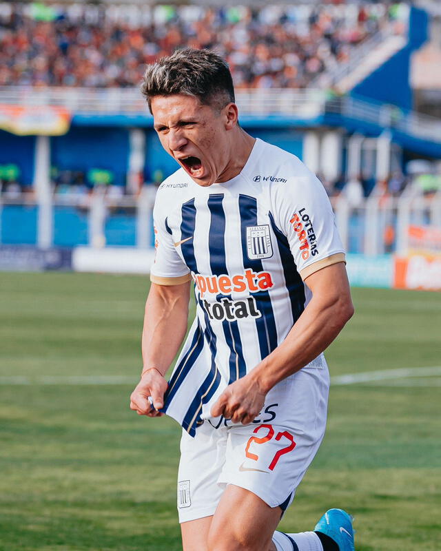 Catriel Cabellos es uno de los jugadores titulares de Alianza Lima en este 2024. Foto: Club Alianza Lima   