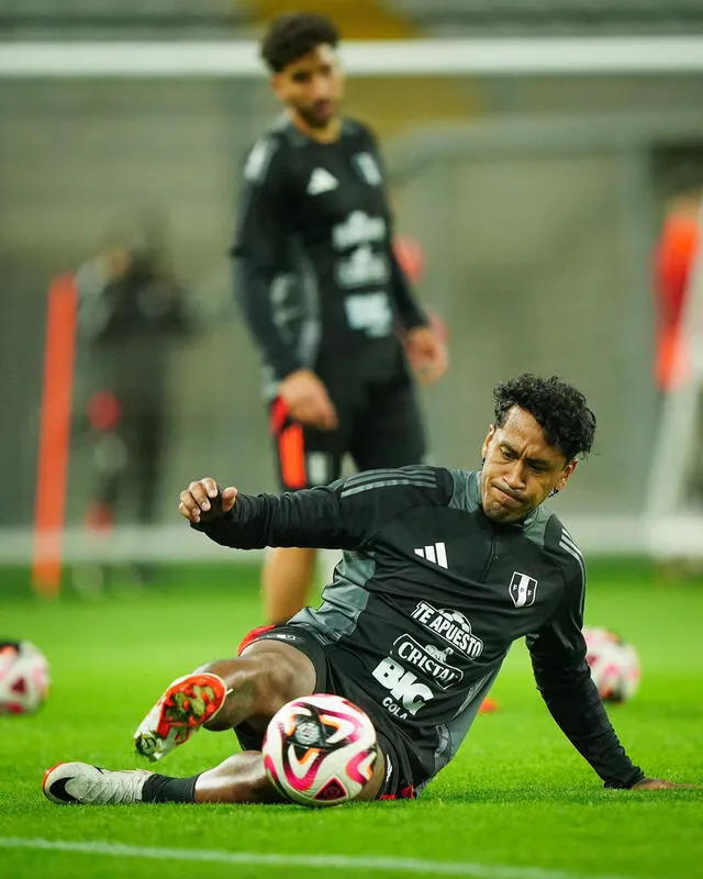  Renato Tapia regresa a la selección peruana tras no disputar la Copa América 2024. Foto: La Bicolor/X   