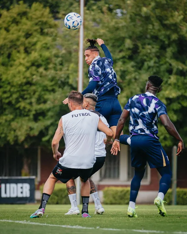 Alianza Lima cerró su gira por Argentina con 1 empate, 1 triunfo y 3 derrotas. Foto: Alianza Lima.   