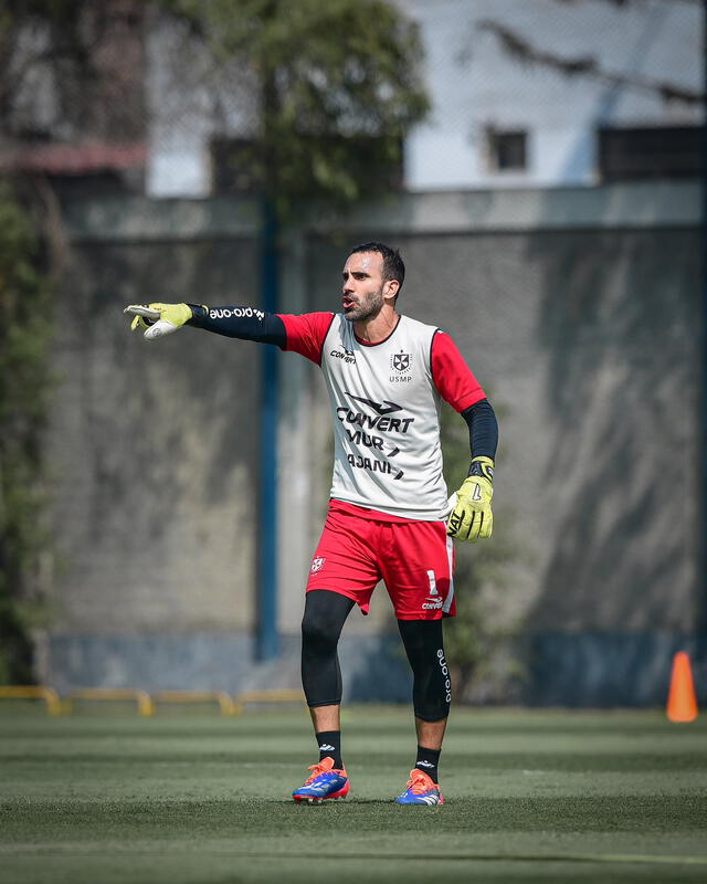  José Carvallo fue 2 veces campeón con Universitario de Deportes en 2013 y 2023. Foto: San Martín/X   