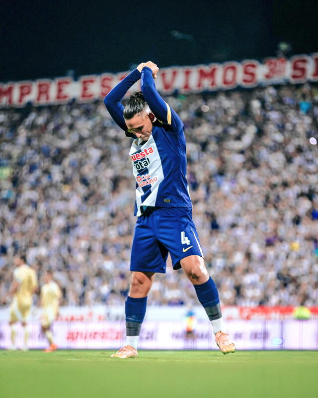 Erick Noriega es la gran sorpresa en el cuadro íntimo. Foto: Alianza Lima Erick Noriega es la gran sorpresa en el cuadro íntimo. Foto: Alianza Lima