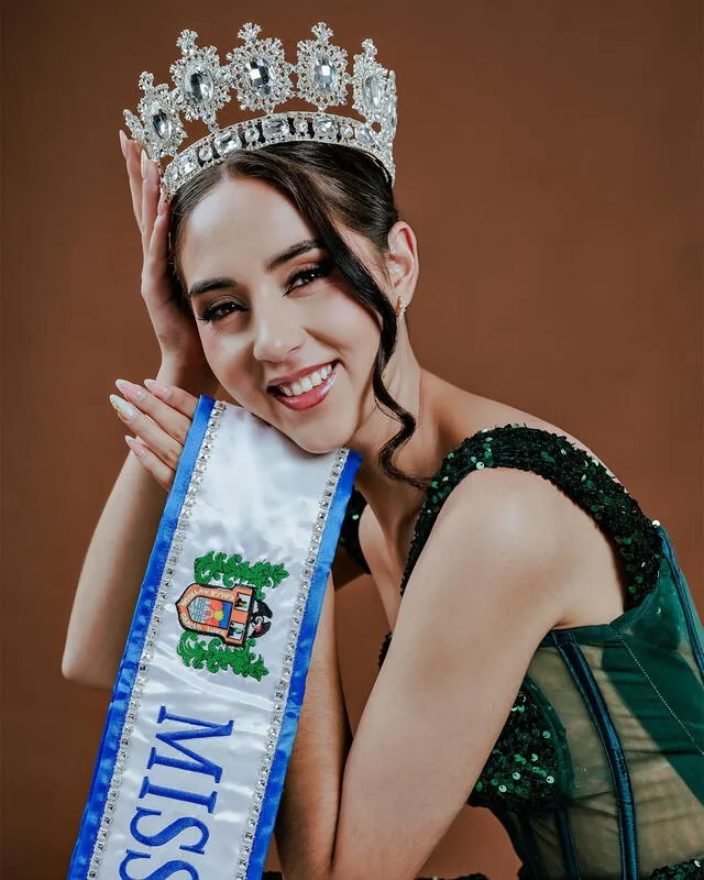 Miss Calca - Vanessa Pacheco. Foto: Instagram. Miss Calca - Vanessa Pacheco. Foto: Instagram.