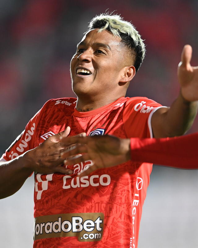 Josué Estrada tiene contrato con Cienciano hasta finales del 2025. Foto: Club Cienciano Josué Estrada tiene contrato con Cienciano hasta finales del 2025. Foto: Club Cienciano