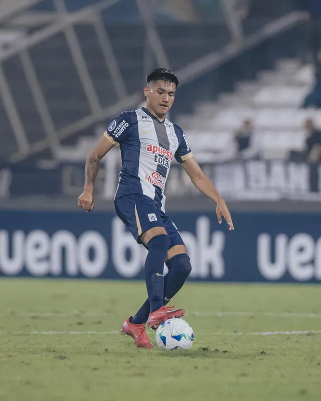 Piero Cari es considerado una joven promesa del fútbol peruano. Foto: Alianza Lima Piero Cari es considerado una joven promesa del fútbol peruano. Foto: Alianza Lima