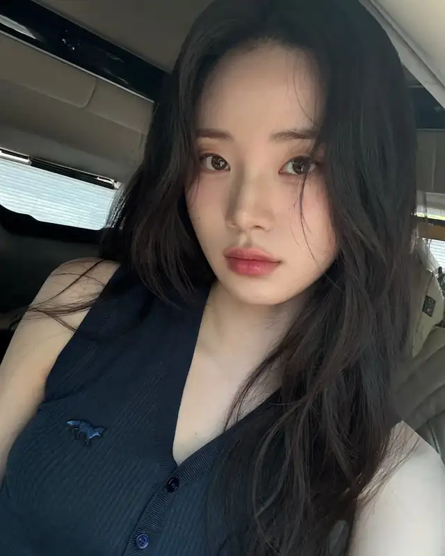 Shin Si-ah es una actriz surcoreana. Debutó en 2022 protagonizando la película 'The Witch: Part 2'. Foto: Instagram. Shin Si-ah es una actriz surcoreana. Debutó en 2022 protagonizando la película 'The Witch: Part 2'. Foto: Instagram.