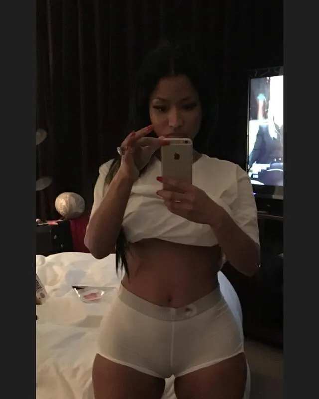 Nicki Minaj y las fotos que causaron polémica en Internet Nicki Minaj y las fotos que causaron polémica en Internet