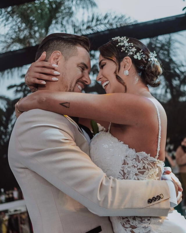  Melissa Paredes y Anthony Aranda en su boda. Foto: Instagram/melissapareds   