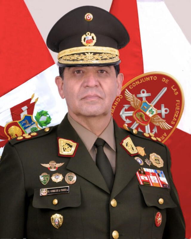 Jefe del CCFFAA, general de división EP Manuel Gómez de la Torre.