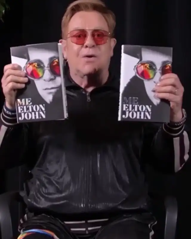 Elton John y su libro