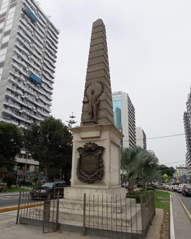 Obelisco alzado para la inauguración la av. Leguía. Foto:Google Maps   