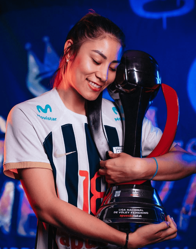 Ysabella Sánchez fue la mejor jugadora de la Liga Peruana de Vóley 2024-25. Foto: Alianza Lima vóley. Ysabella Sánchez fue la mejor jugadora de la Liga Peruana de Vóley 2024-25. Foto: Alianza Lima vóley.