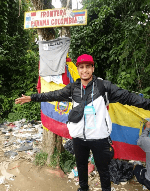 En la selva del Darién, el exoficial reveló que no es fácil atravesarla. Foto: El Diario NY.   