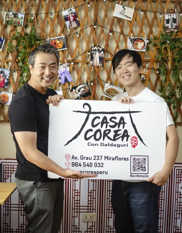 'Nio' y Pablo, los protagonistas de los populares videos de TikTok. Foto: Bryan Cruz / La República   