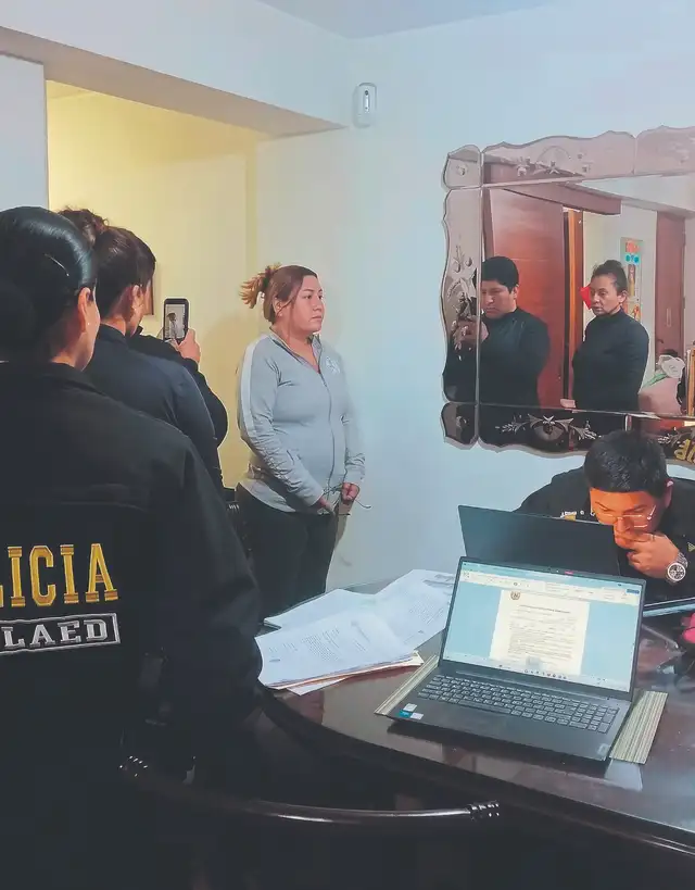 Registradora. La funcionaria de la SUNARP, Carmen Martínez Galván, era parte de la mafia. Registradora. La funcionaria de la SUNARP, Carmen Martínez Galván, era parte de la mafia.