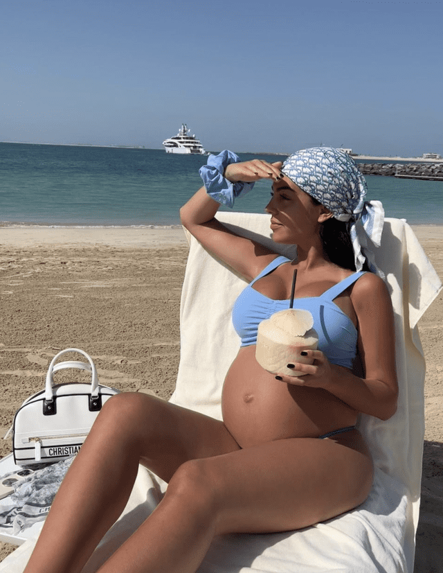 Georgina Rodríguez disfruta de su embarazo en las playas de Dubai. Foto: Georgina Rodríguez/Instagram