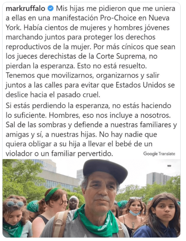 Mark Ruffalo asiste a la marcha porque sus hijas los invitaron. Foto: captura de Twitter