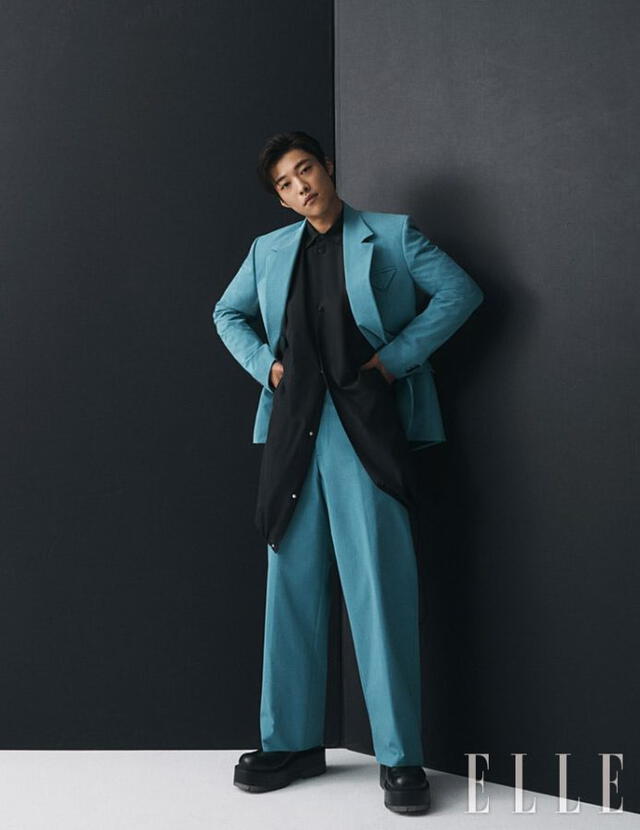 Woo Do Hwan fotografiado para la edición de agosto 2020 de Elle Korea. Crédito: Instagram